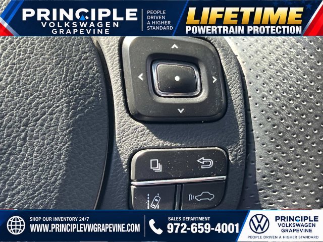 Used 2020 Lexus IS 300 F Sport w/ F Sport Package AWD/4WD image 17