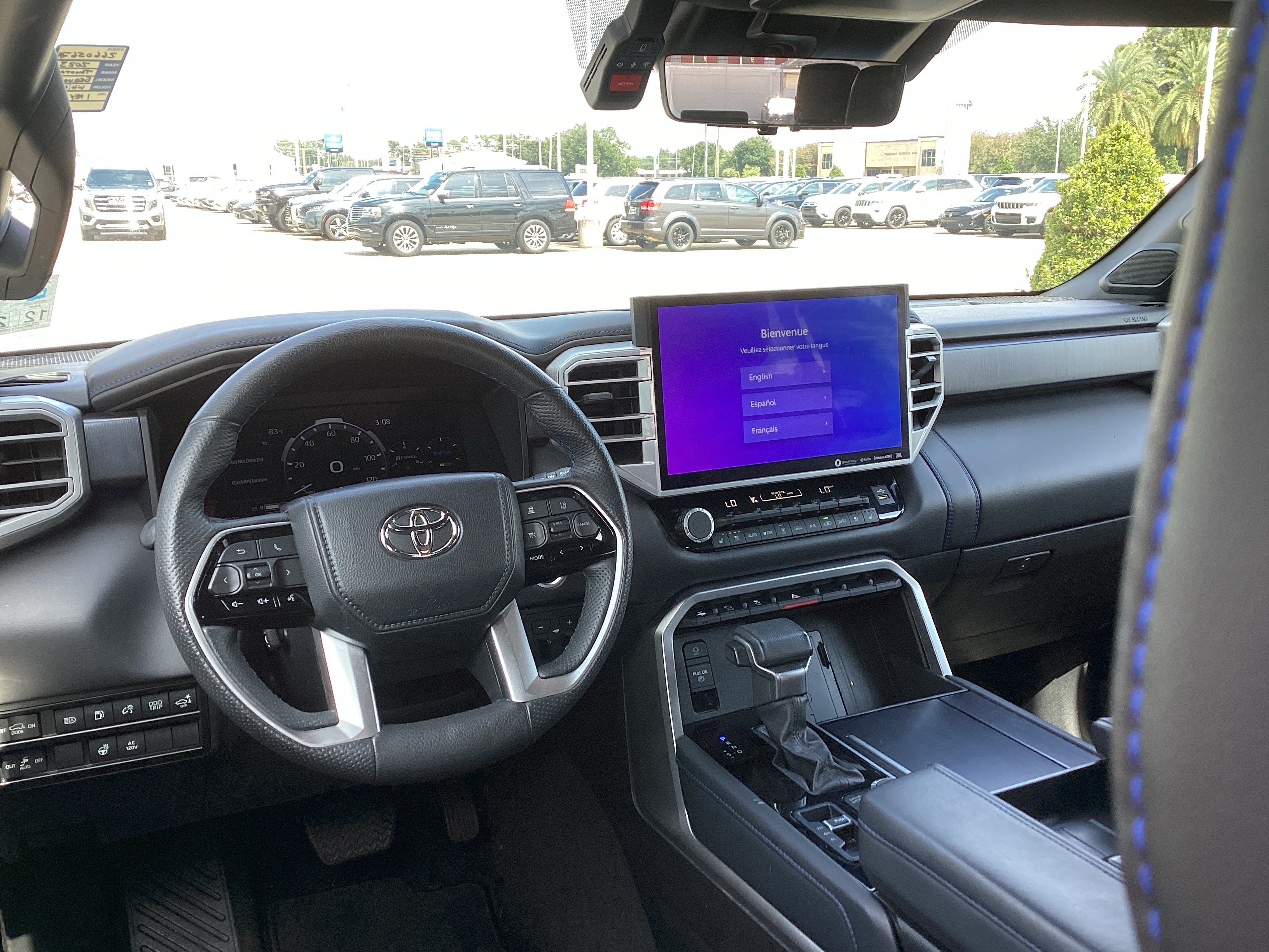Used 2023 Toyota Sequoia Platinum AWD/4WD image 15