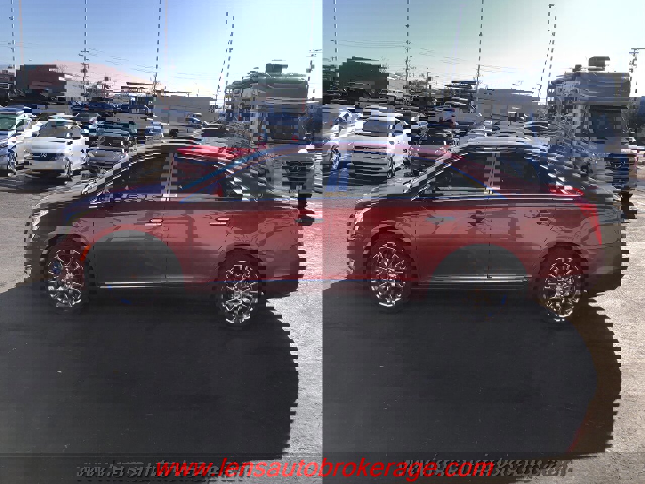 Used 2013 Cadillac XTS Premium image 2