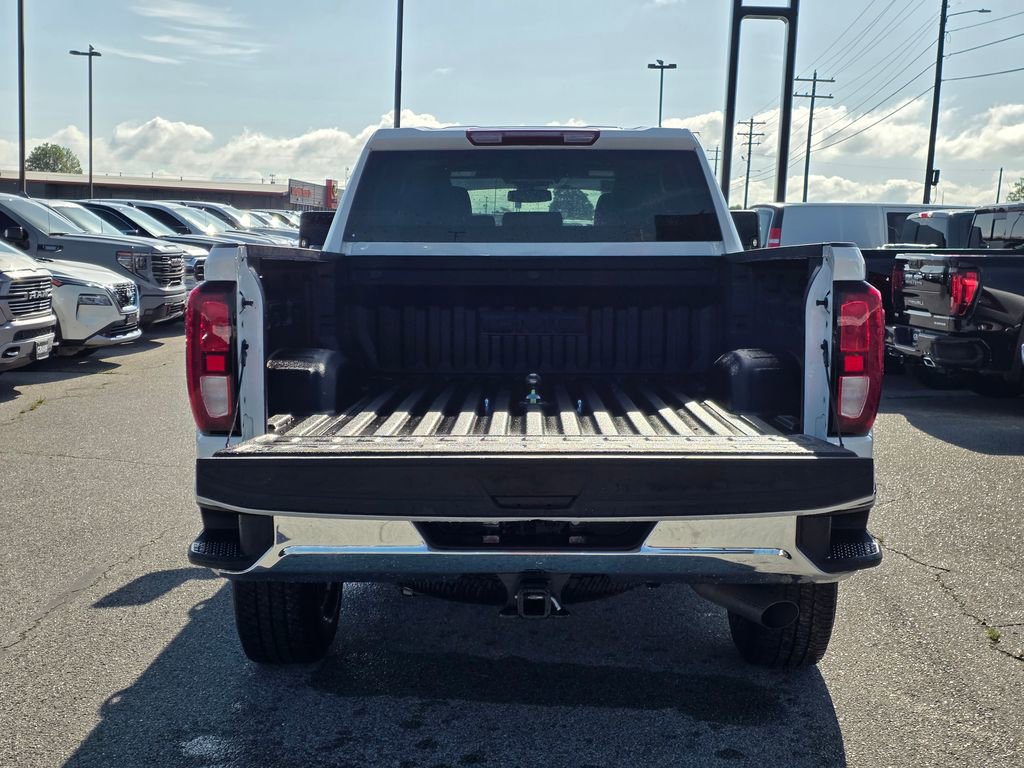 Used 2024 GMC Sierra 2500 SLE w/ SLE Value Package; AWD/4WD image 6