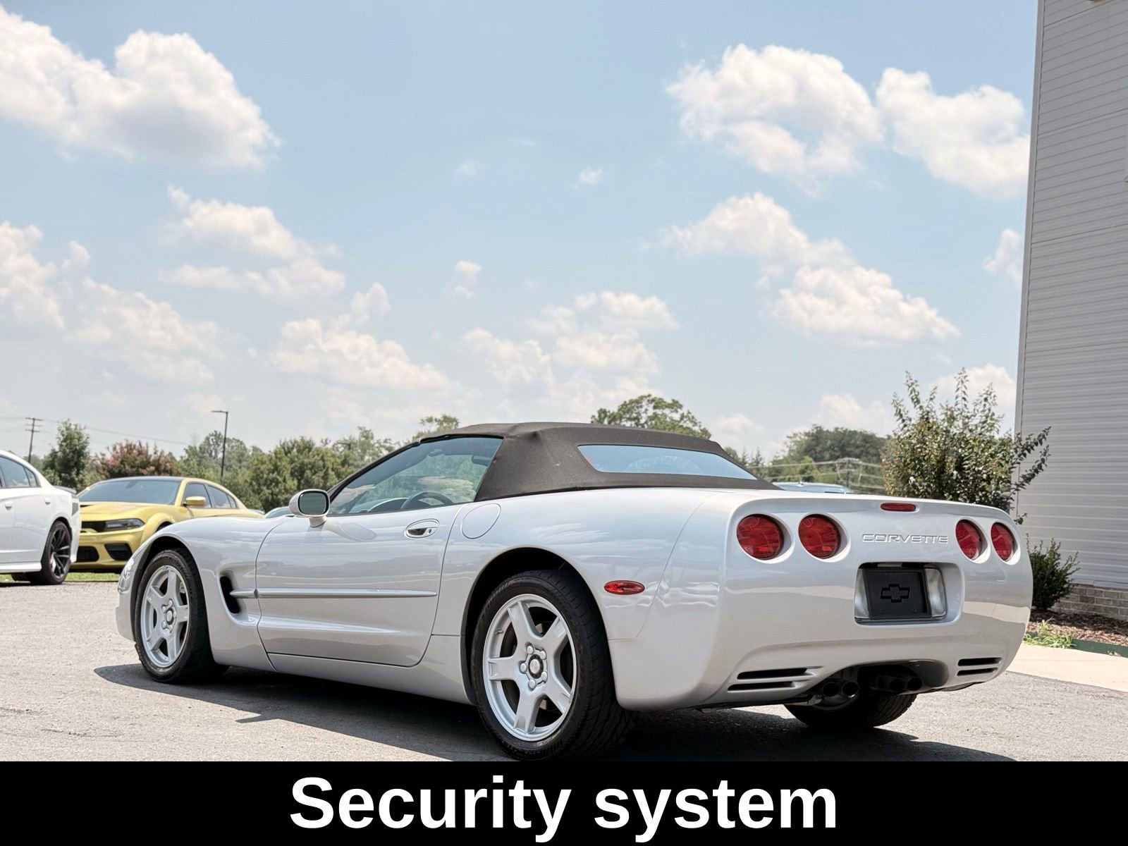 Used 1999 Chevrolet Corvette Convertible w/ Memory Pkg image 28