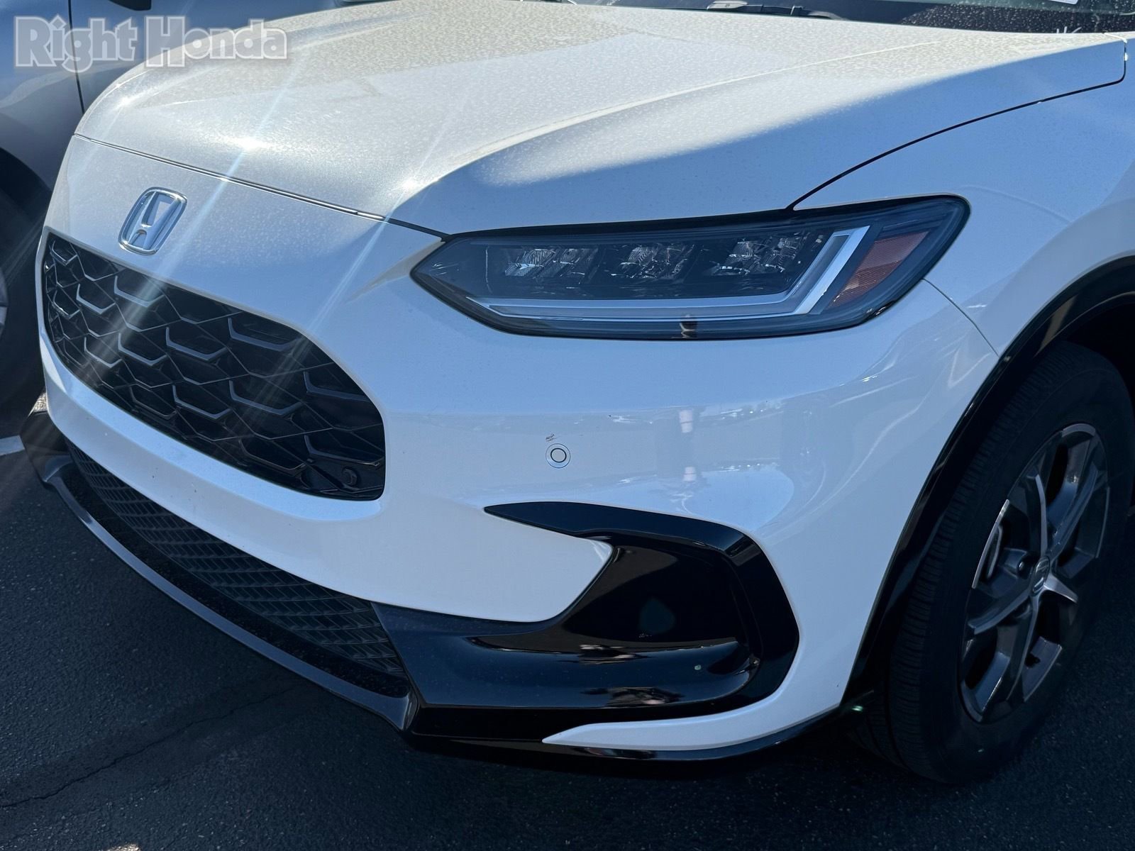 Used 2023 Honda HR-V EX-L image 9