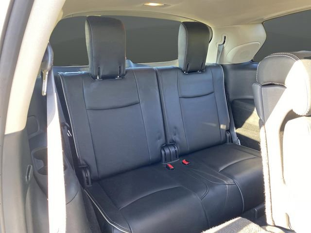 Used 2019 INFINITI QX60 Luxe w/ Essential Package image 32
