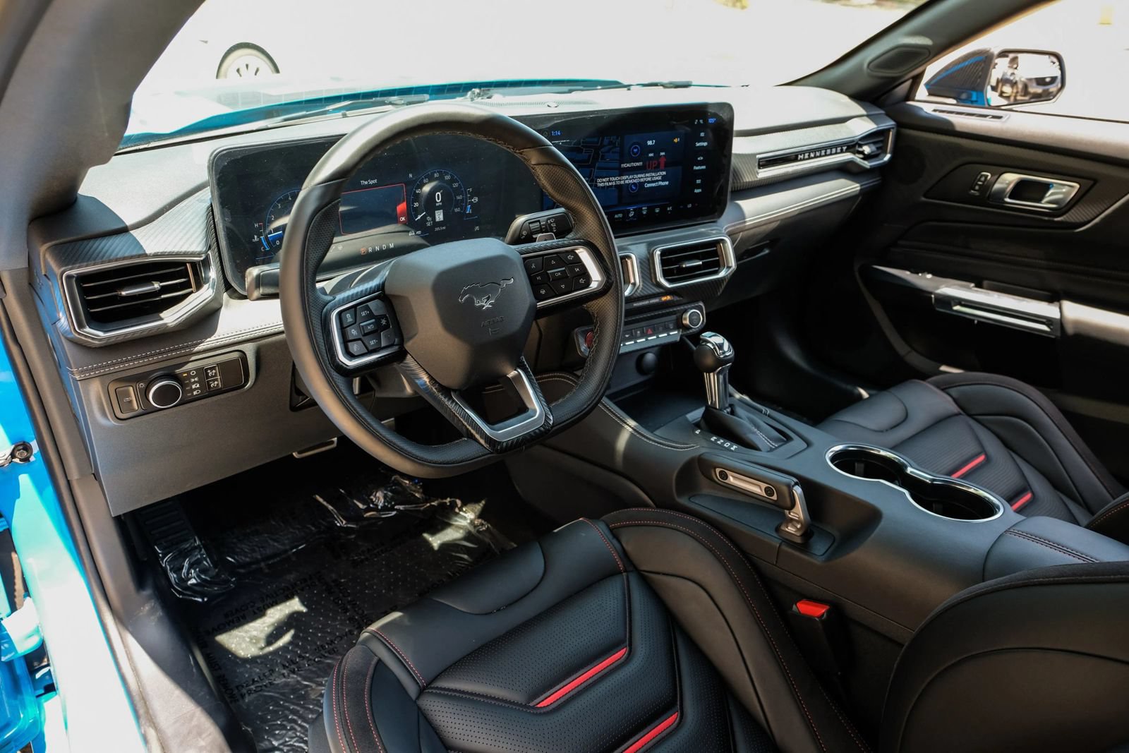 Used 2025 Ford Mustang GT Premium w/ GT Performance Package RWD image 2