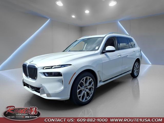 Used 2025 BMW X7 xDrive40i AWD/4WD image 8