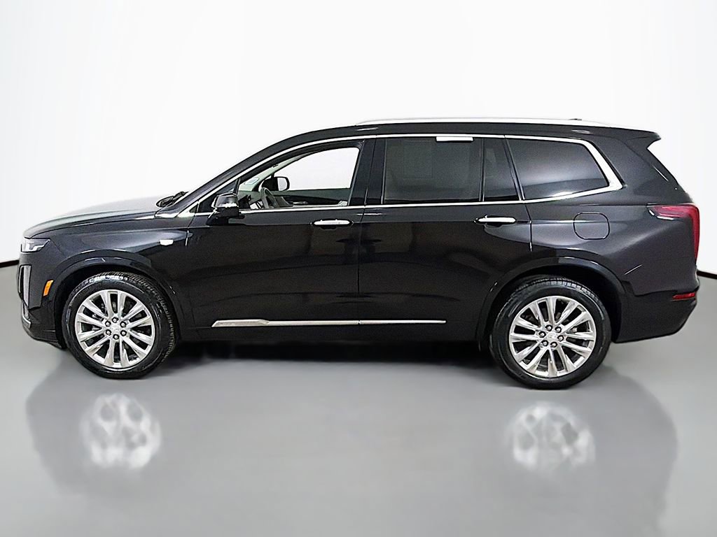 Used 2024 Cadillac XT6 Premium Luxury w/ Technology Package AWD/4WD image 18