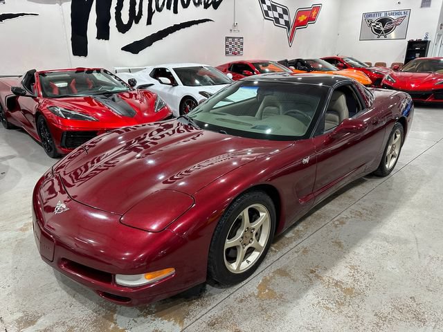 Used 2003 Chevrolet Corvette Coupe w/ Preferred Equipment Group RWD image 17