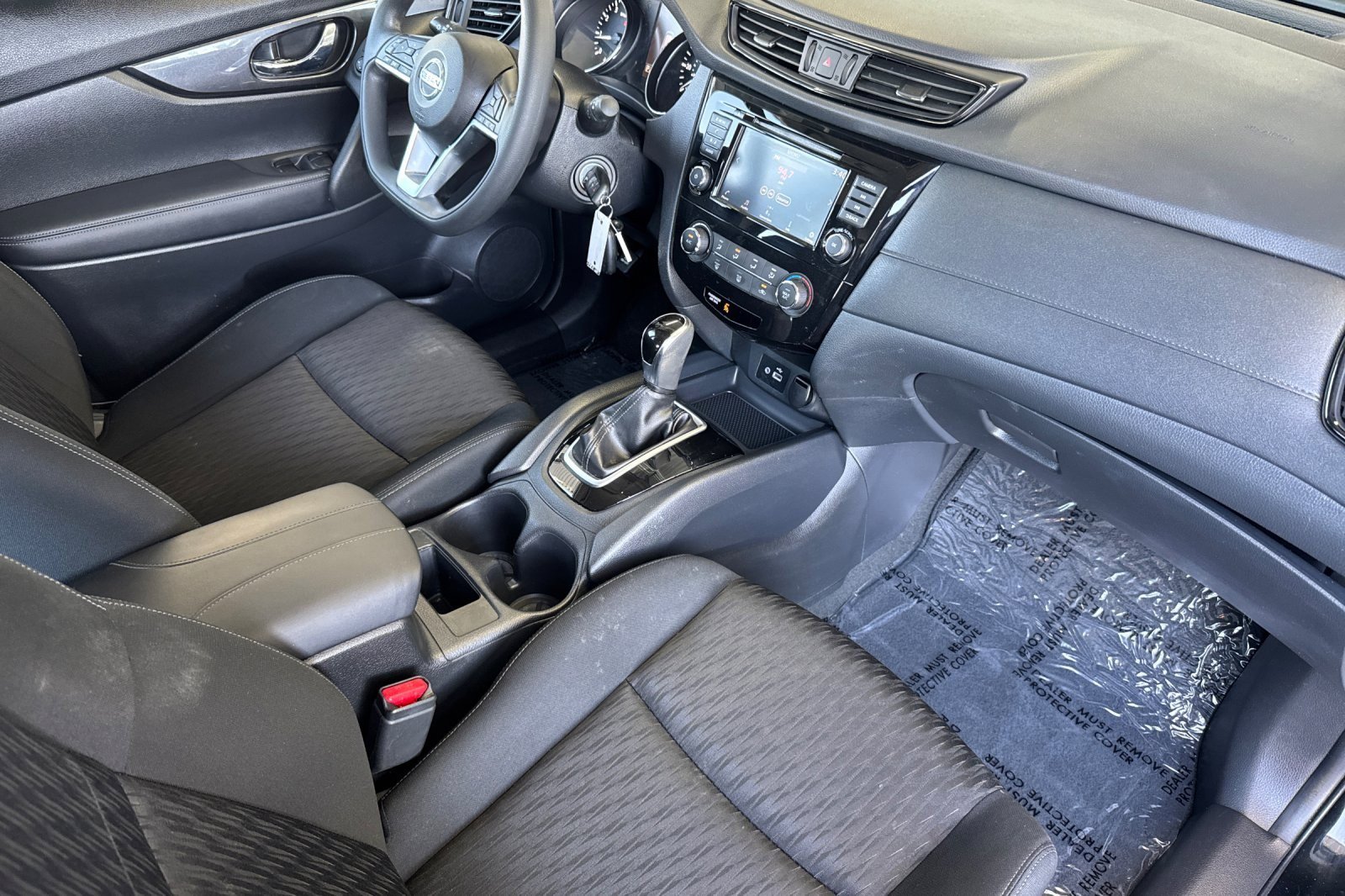 Used 2018 Nissan Rogue S image 15