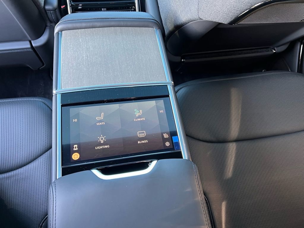 New 2026 Land Rover Range Rover SV image 22