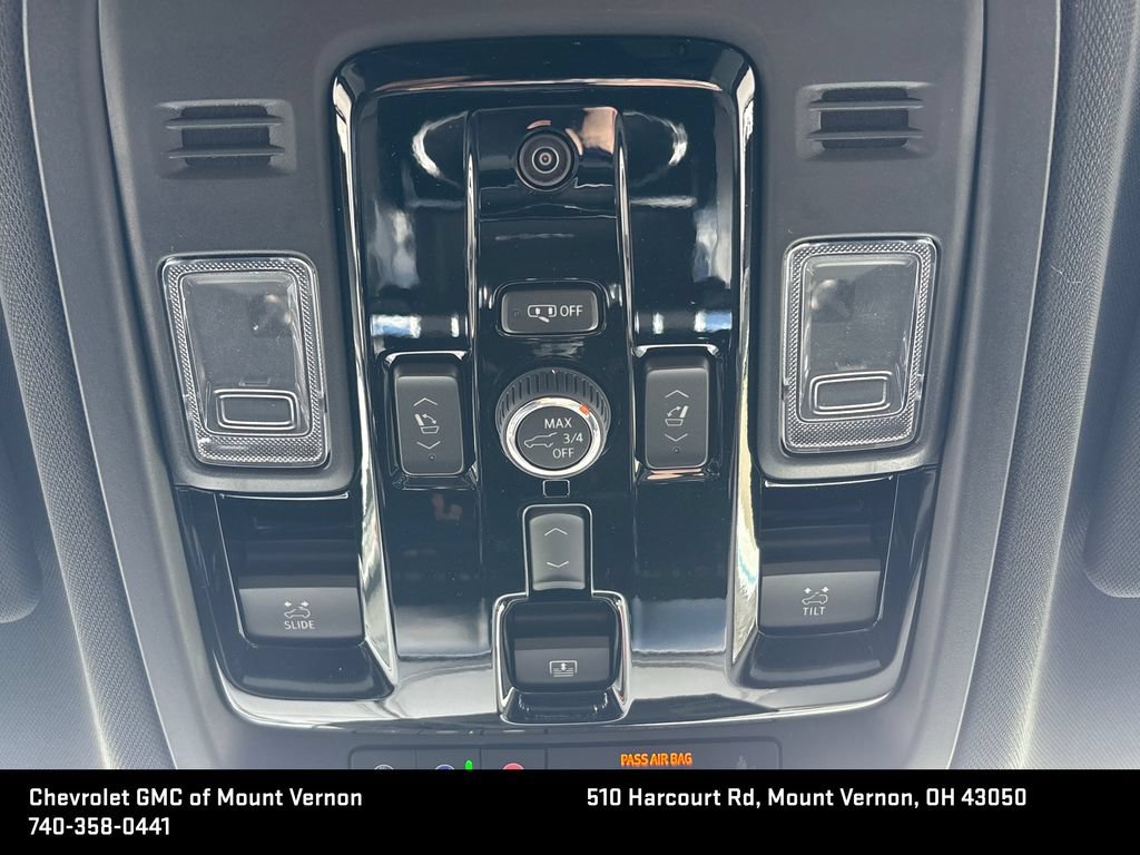 New 2026 GMC Yukon XL AT4 w/ AT4 Premium Plus Package AWD/4WD image 40