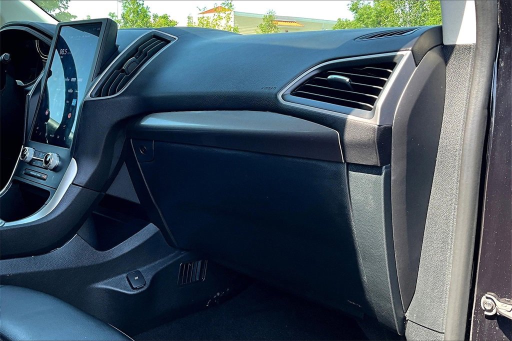 Used 2024 Ford Edge SEL image 24