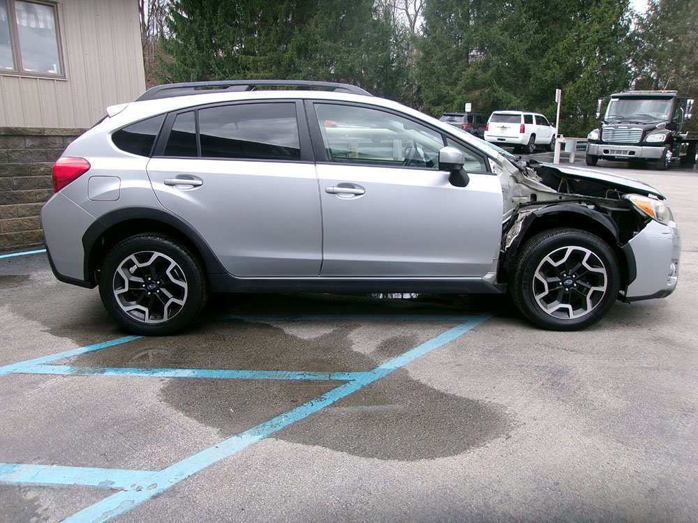 Used 2016 Subaru Crosstrek 2.0i Premium w/ Moonroof Package