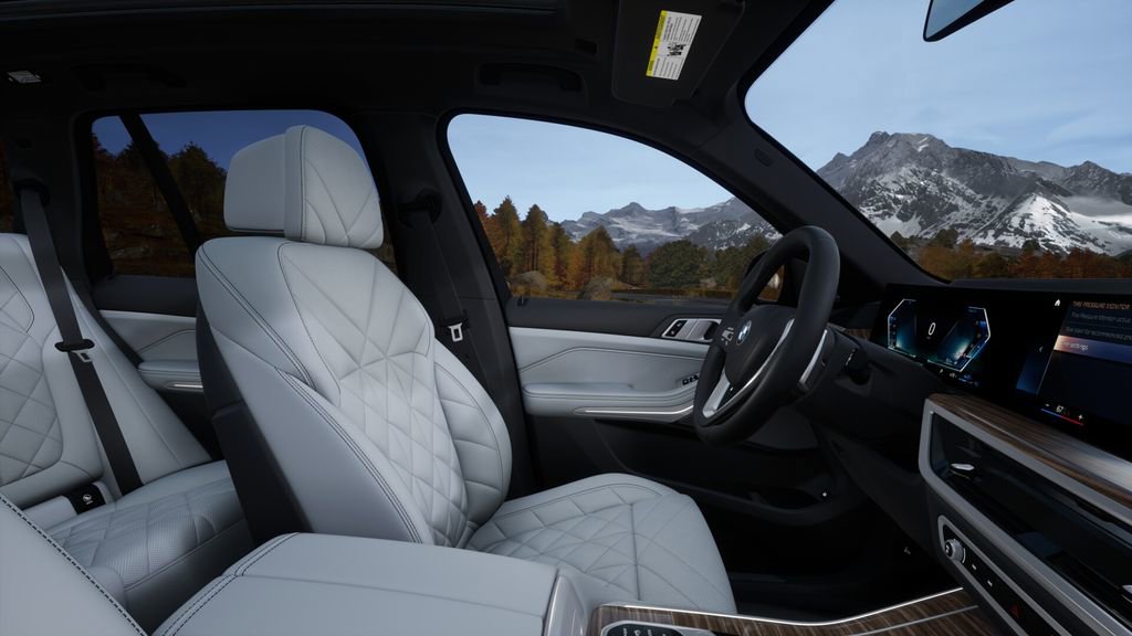 New 2026 BMW X5 xDrive50e w/ Climate Comfort Package image 9