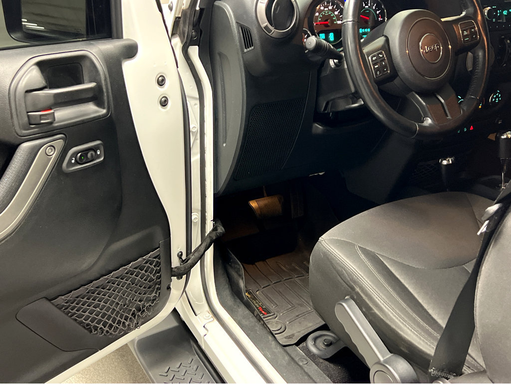 Used 2018 Jeep Wrangler Unlimited Sport S AWD/4WD image 8