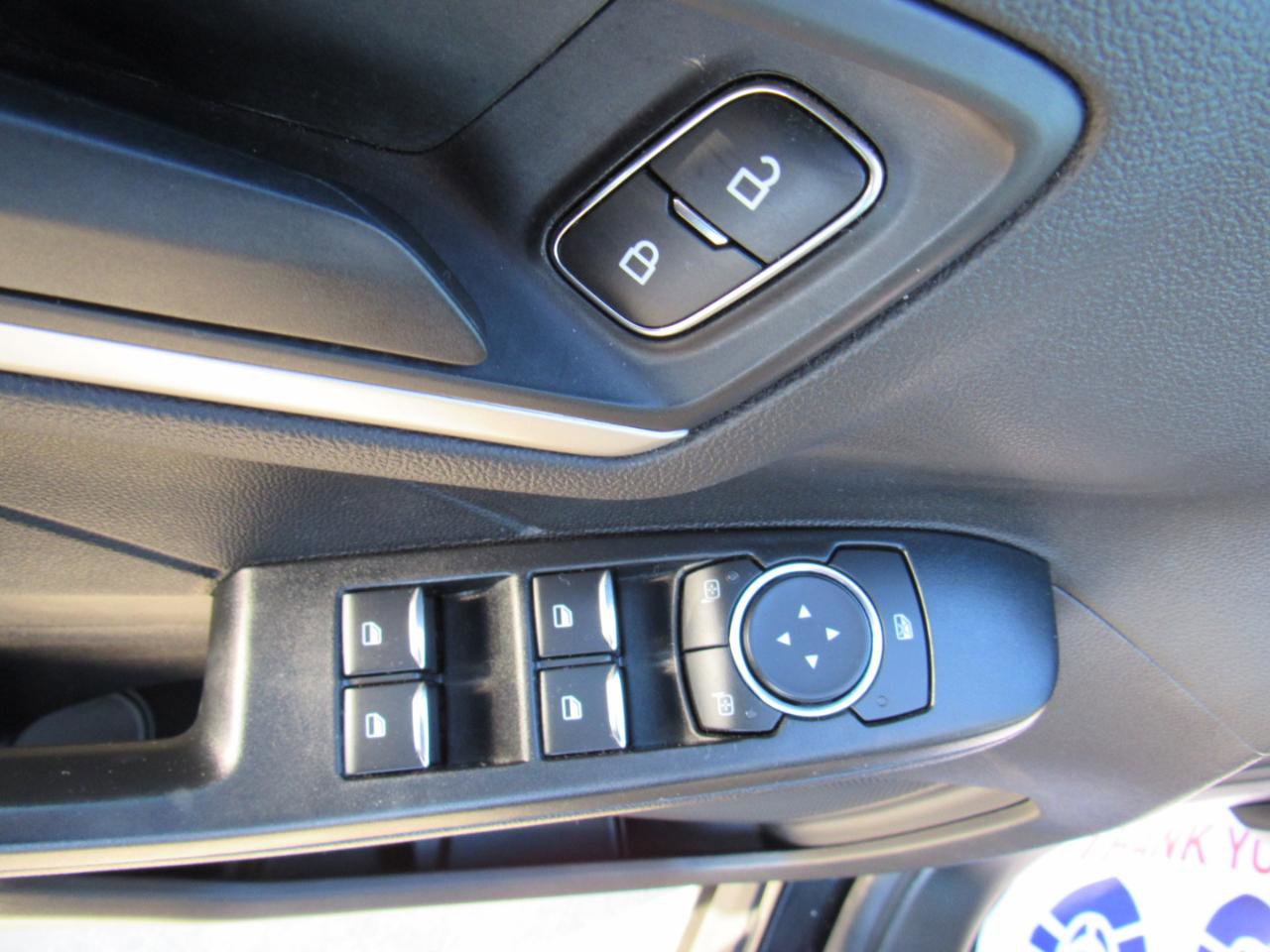 Used 2022 Ford Escape SE w/ SE Sport Appearance Package AWD/4WD image 11