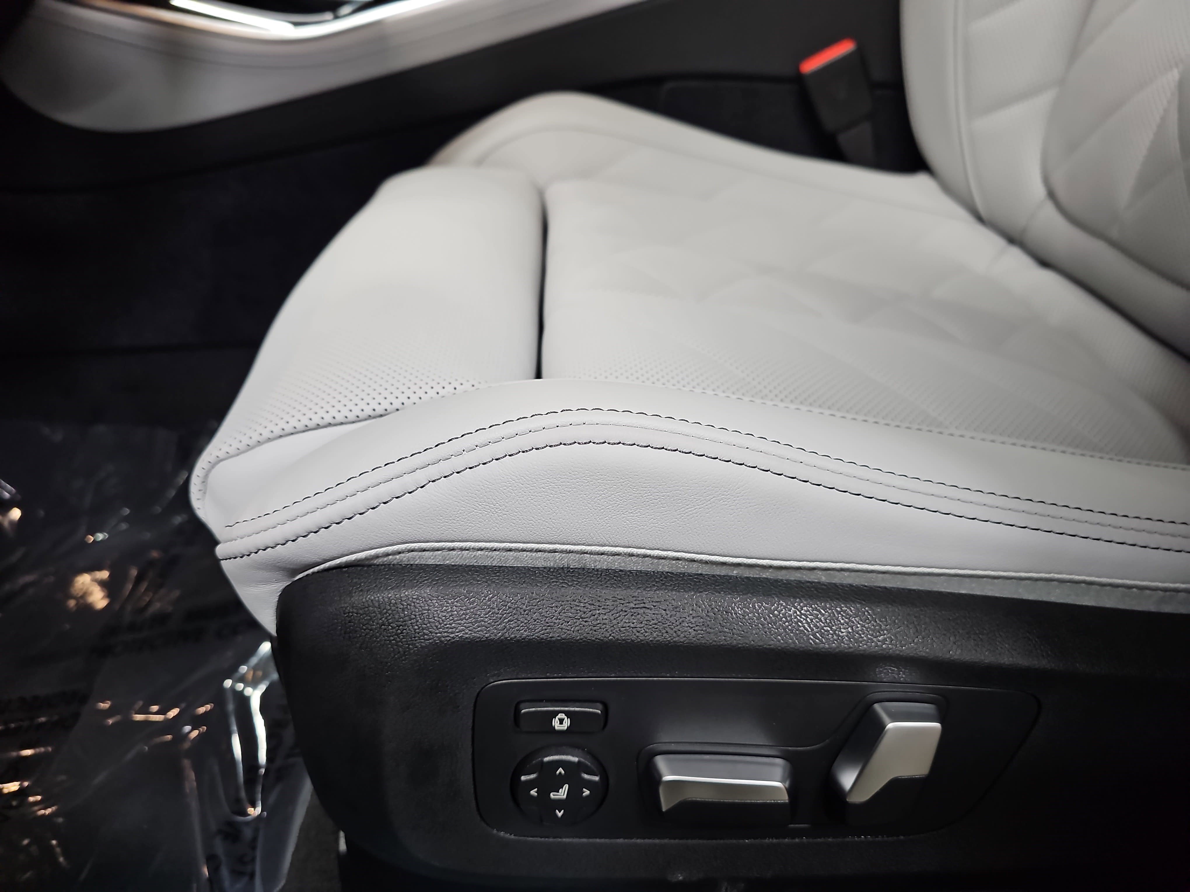 New 2026 BMW X5 xDrive40i w/ Premium Package image 29