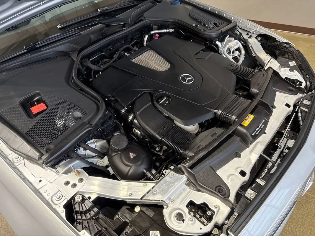 Used 2017 Mercedes-Benz E 400 4MATIC Wagon image 58