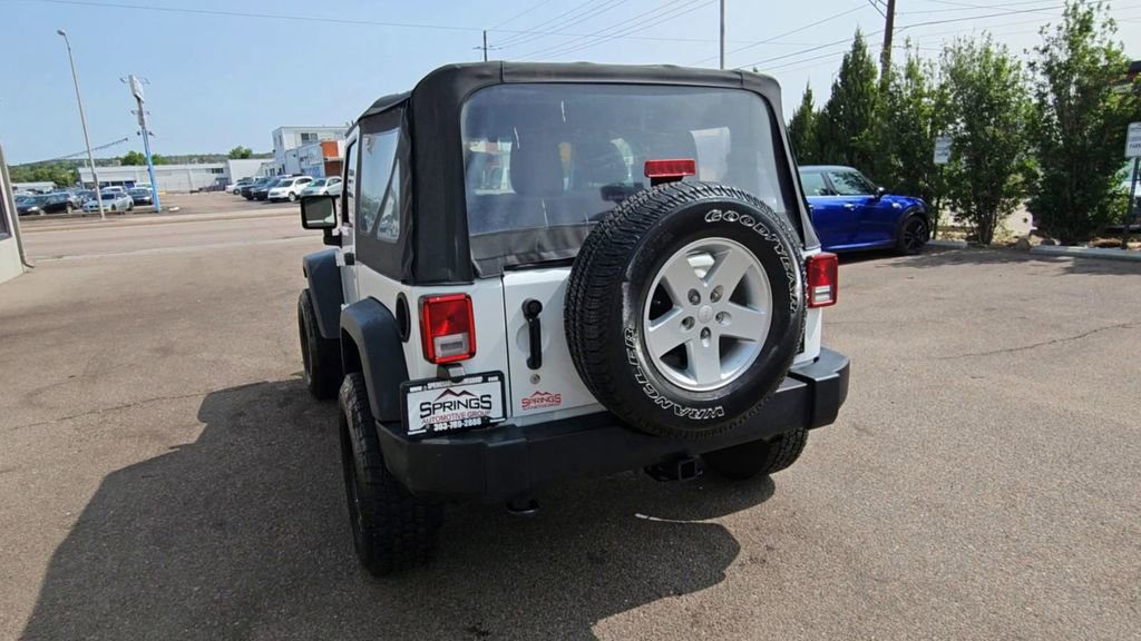 Used 2018 Jeep Wrangler Sport image 6