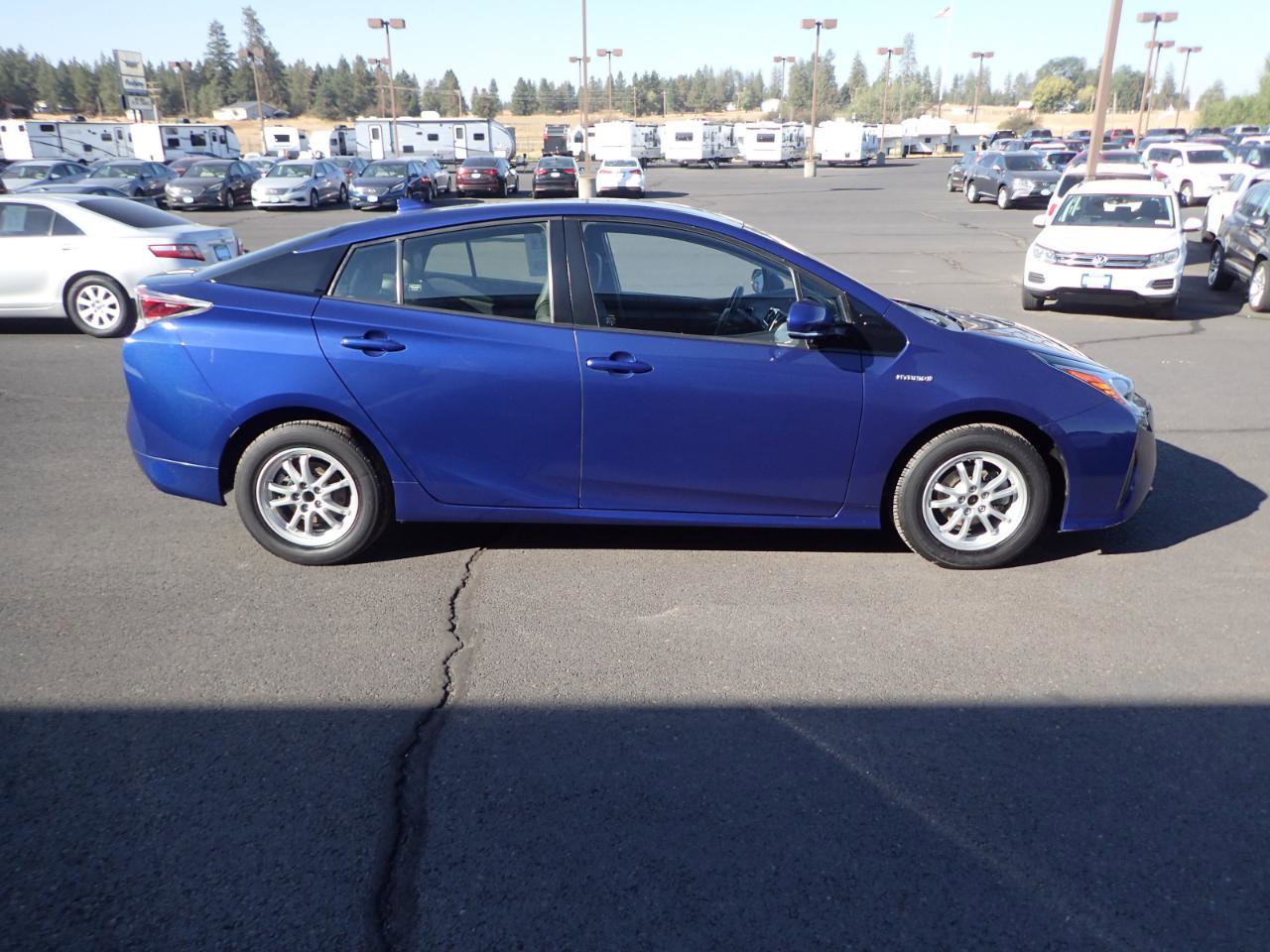 Used 2016 Toyota Prius Four image 6