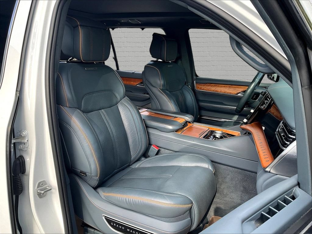 Used 2022 Jeep Grand Wagoneer Series II w/ Premium Group II AWD/4WD image 25