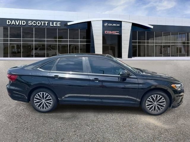 Used 2019 Volkswagen Jetta SE FWD image 3