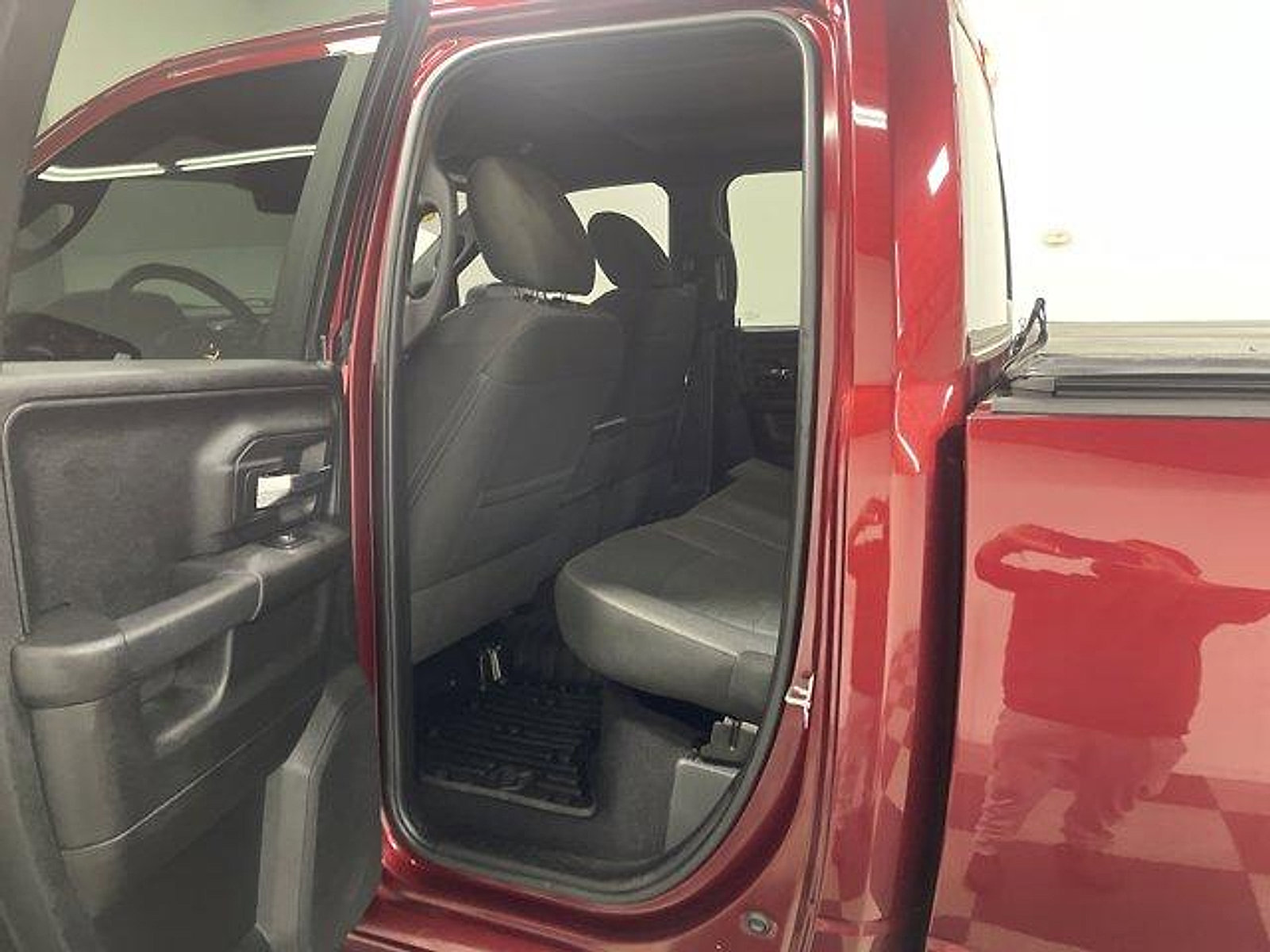 Used 2021 RAM 1500 Classic Warlock w/ Luxury Group AWD/4WD image 10