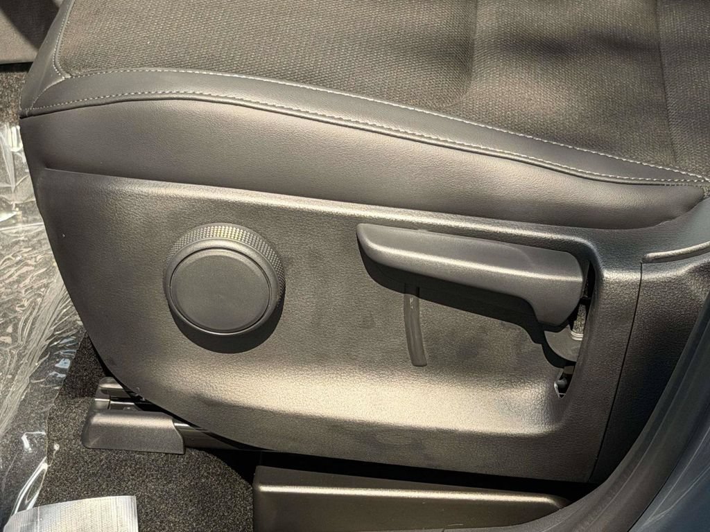 New 2026 MAZDA CX-5 Select AWD/4WD image 25