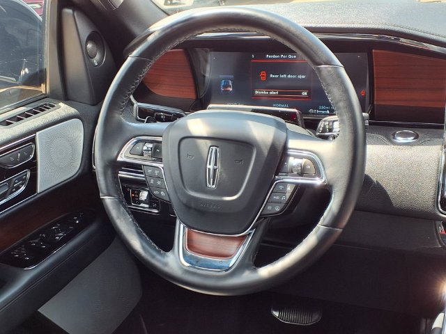 Used 2023 Lincoln Navigator L Reserve AWD/4WD image 8