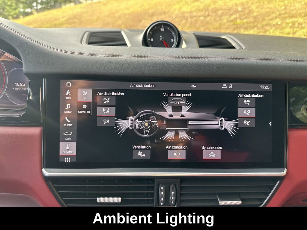 Used 2021 Porsche Cayenne S image 24