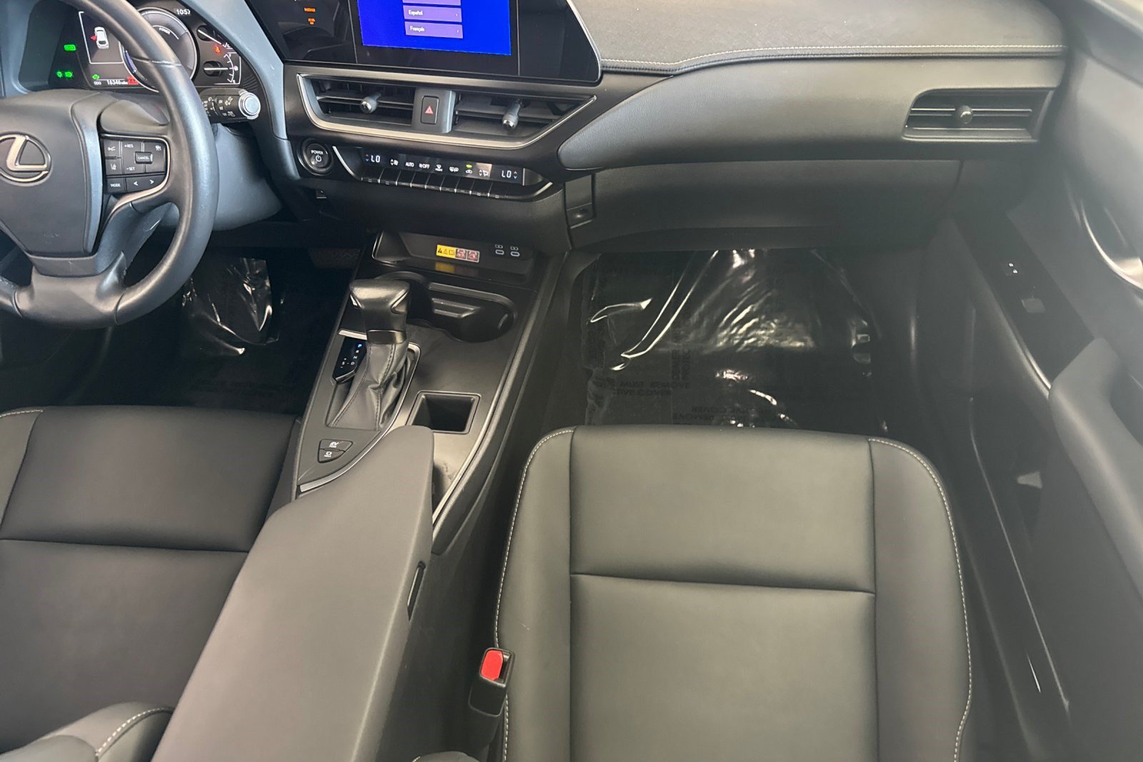 Certified 2024 Lexus UX 250h FWD image 32