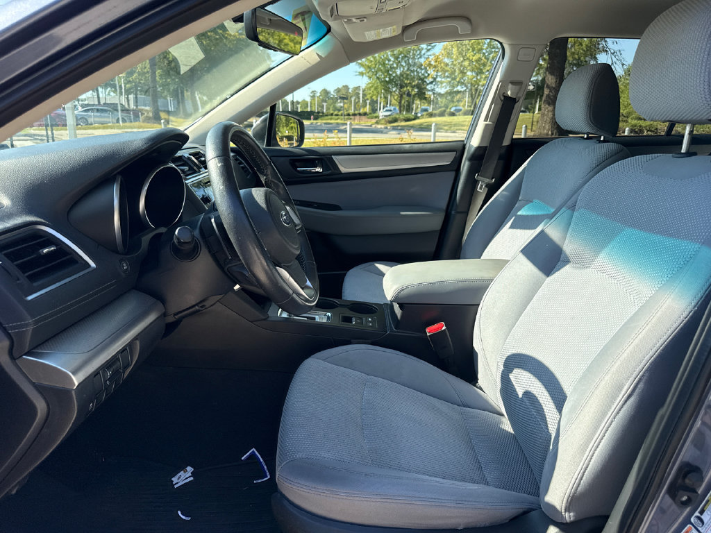 Used 2018 Subaru Outback 2.5i Premium AWD/4WD image 12