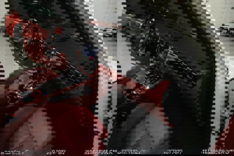 Used 2023 Porsche Macan image 19