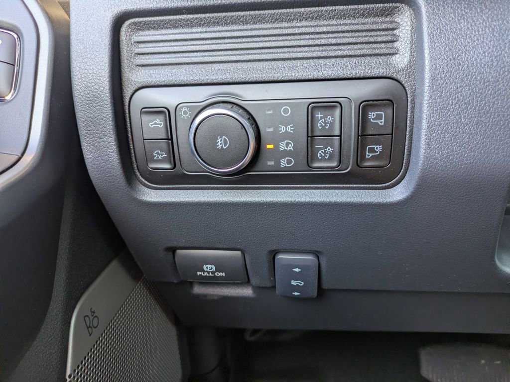 New 2026 Ford F250 Lariat image 30