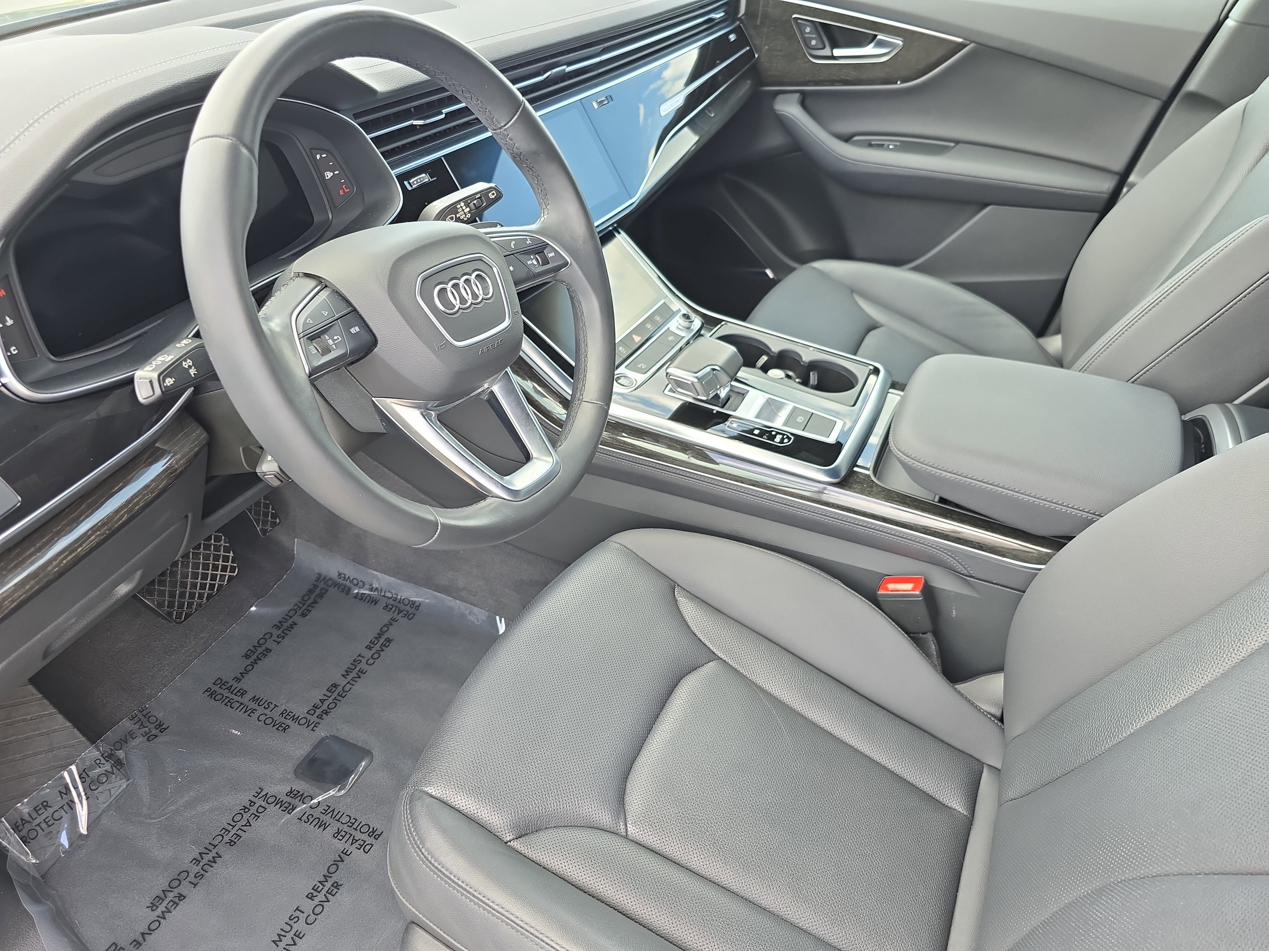 Used 2023 Audi Q7 2.0T Premium Plus w/ Premium Plus Package image 16