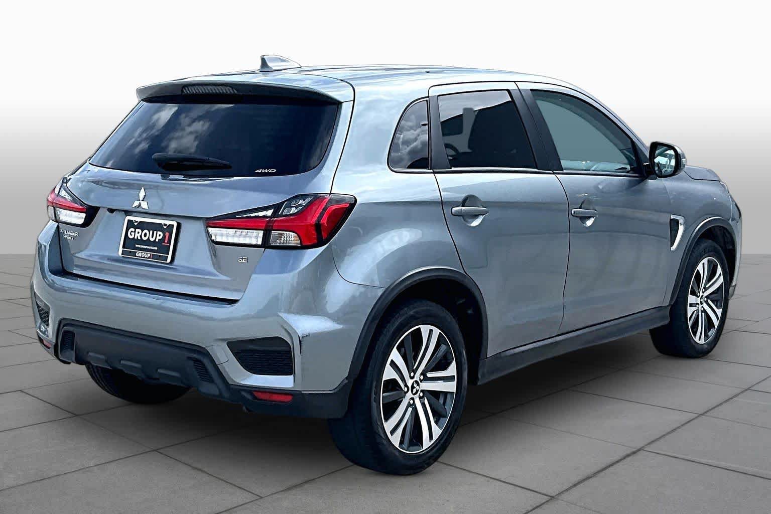 Used 2024 Mitsubishi Outlander Sport SE AWD/4WD image 12