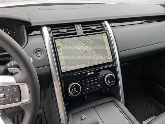 New 2025 Land Rover Discovery S image 12
