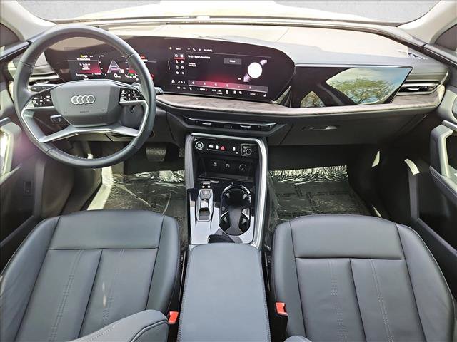 Certified 2025 Audi Q5 Premium AWD/4WD image 23