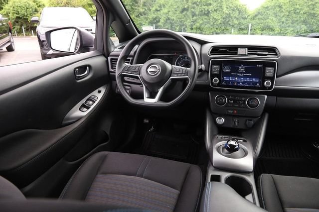 Certified 2025 Nissan Leaf S FWD image 22