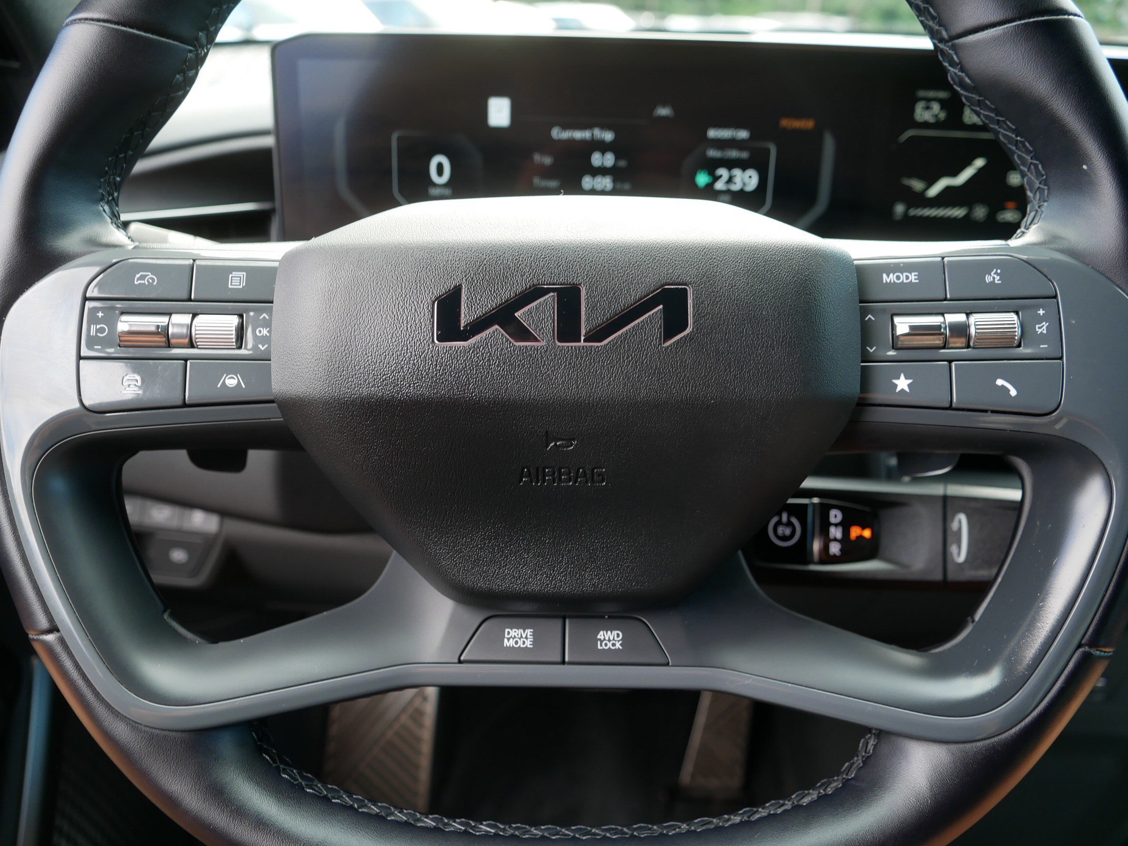 Certified 2024 Kia EV9 GT-Line AWD/4WD image 25