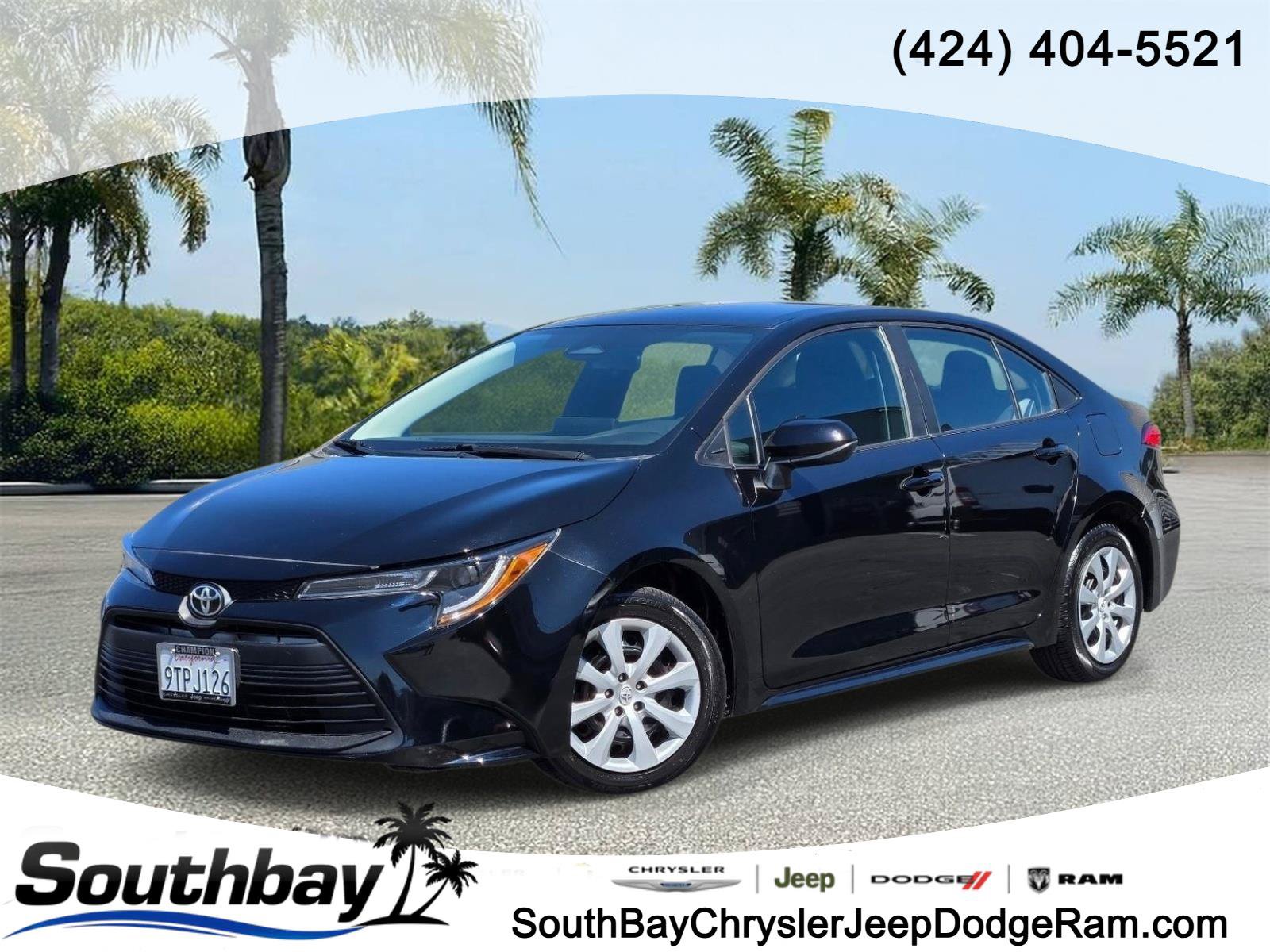 Used 2024 Toyota Corolla LE FWD image 1