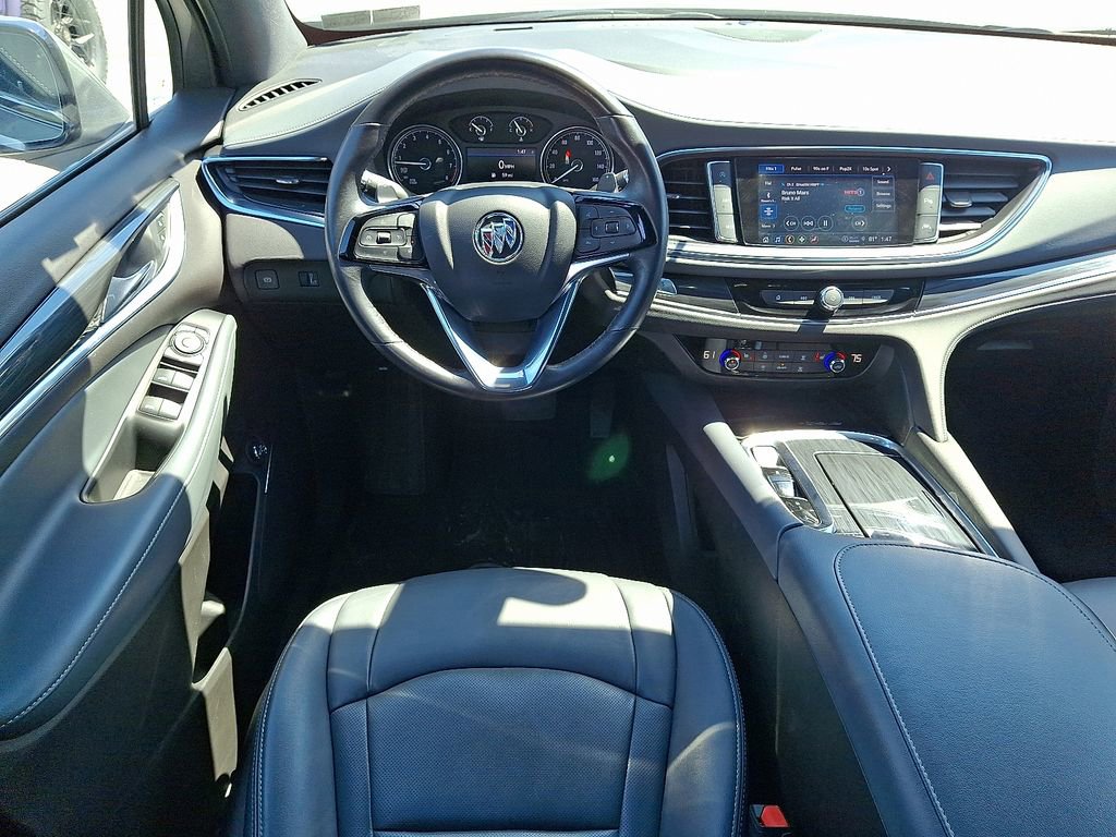Used 2023 Buick Enclave Essence w/ Sport Touring Edition image 12