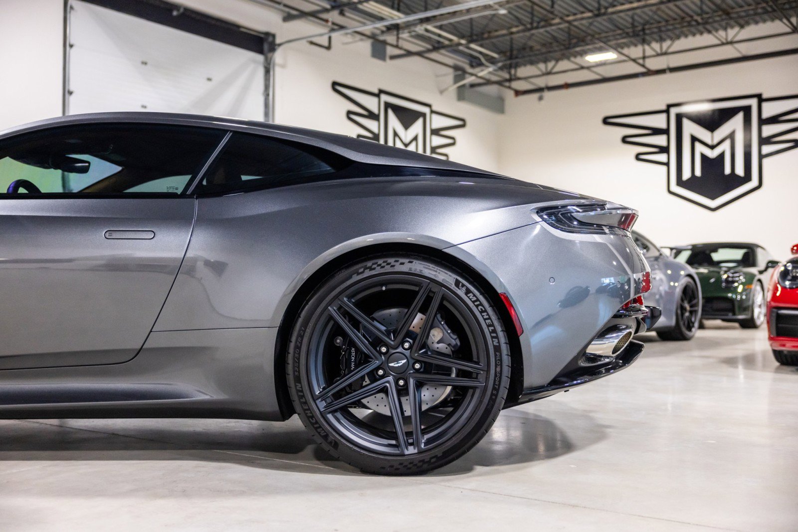 Used 2024 Aston Martin DB12 Coupe image 16