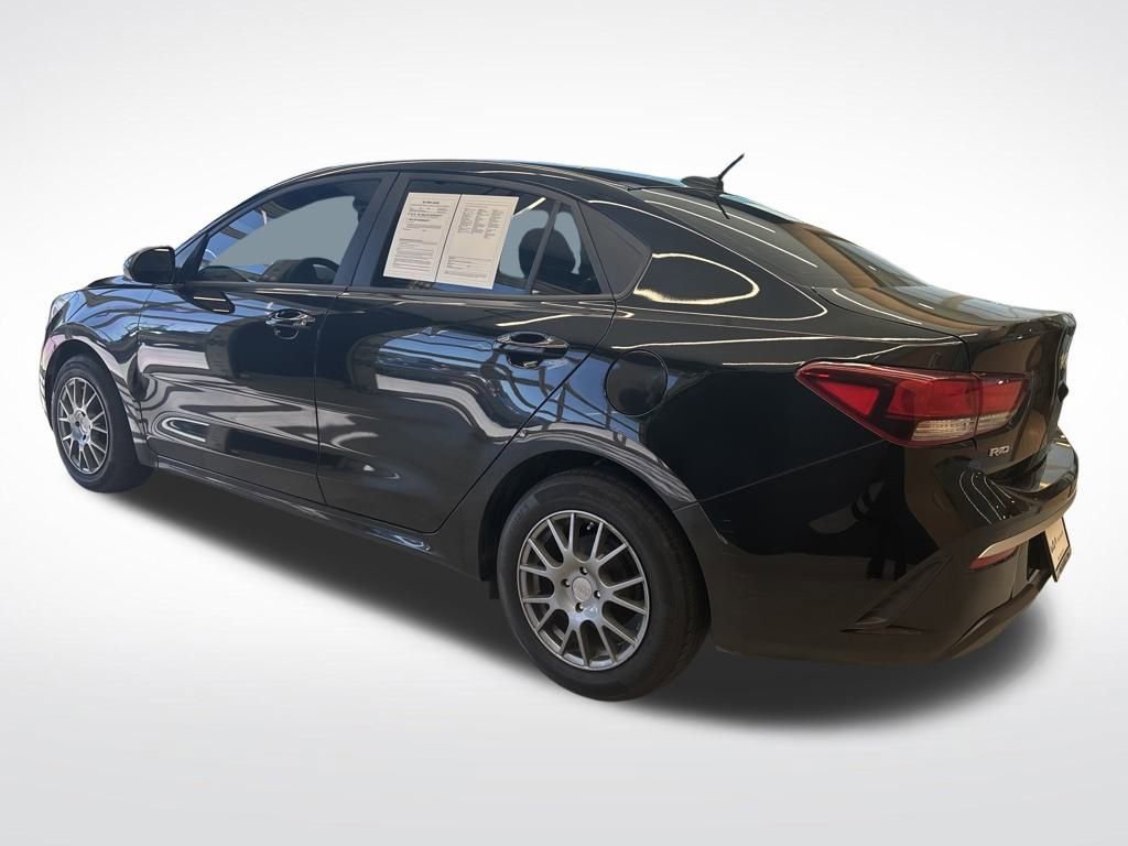 Used 2023 Kia Rio LX image 3