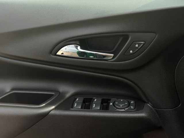 Used 2019 Chevrolet Equinox LT AWD/4WD image 14