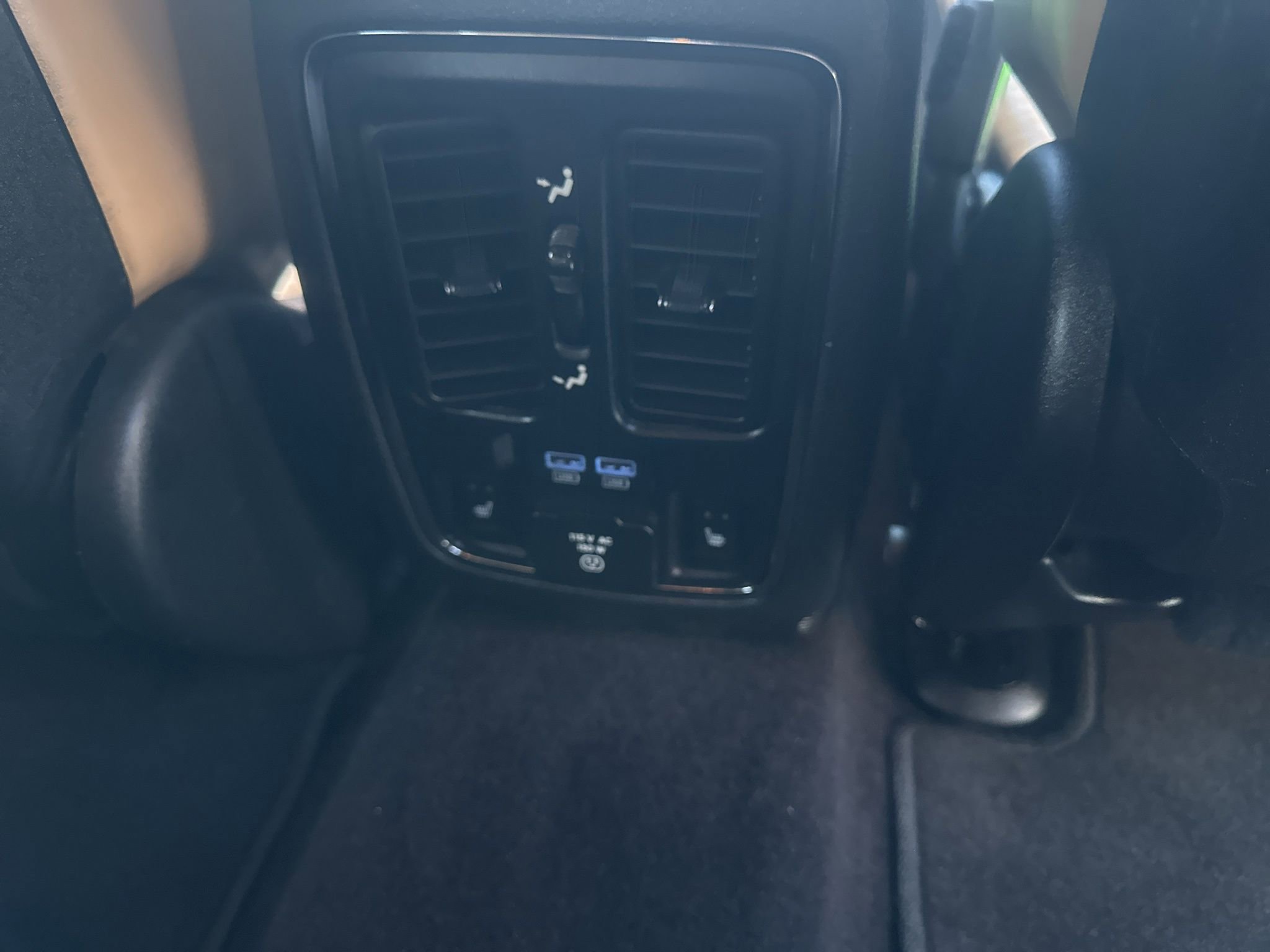 Used 2017 Dodge Durango Citadel w/ Premium Entertainment Group AWD/4WD image 19