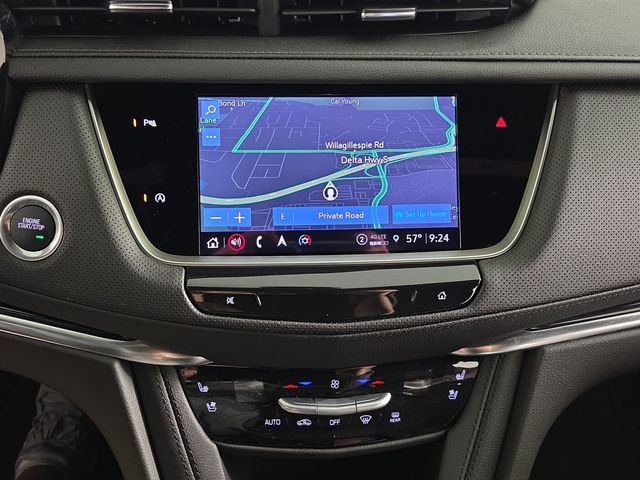 Used 2025 Cadillac XT5 Premium Luxury AWD/4WD image 13