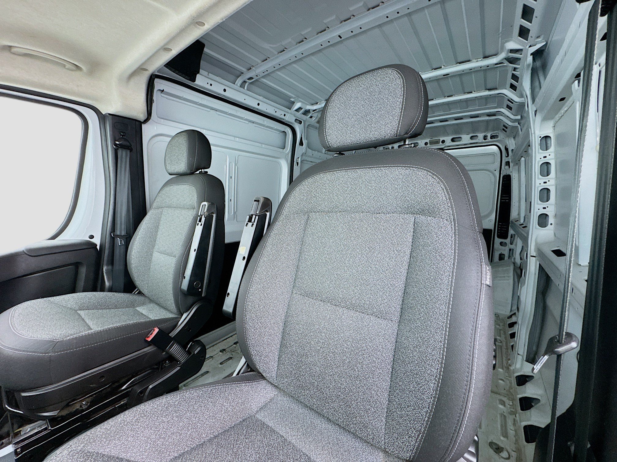 Used 2023 RAM ProMaster 3500 FWD image 15