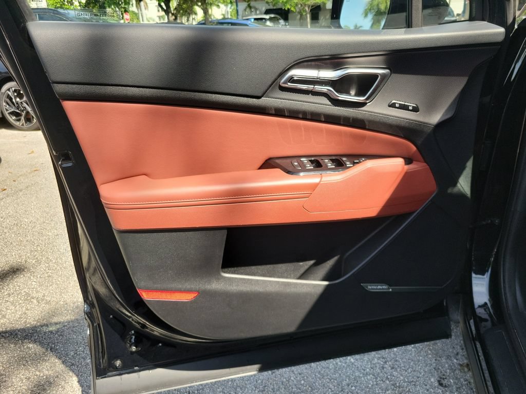 Certified 2023 Kia Sportage SX FWD image 19
