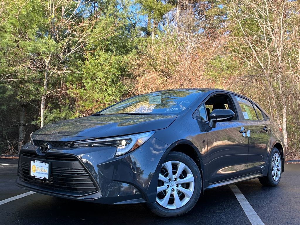 New 2026 Toyota Corolla LE image 1