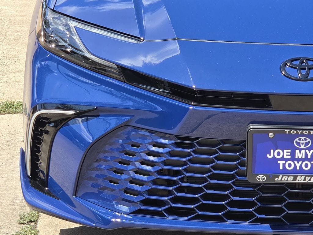 New 2026 Toyota Camry XSE FWD image 5